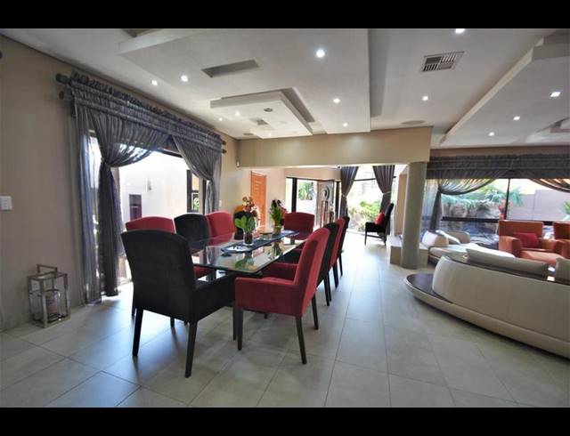 5 BEDROOM HOUSE FOR SALE IN ORIEL